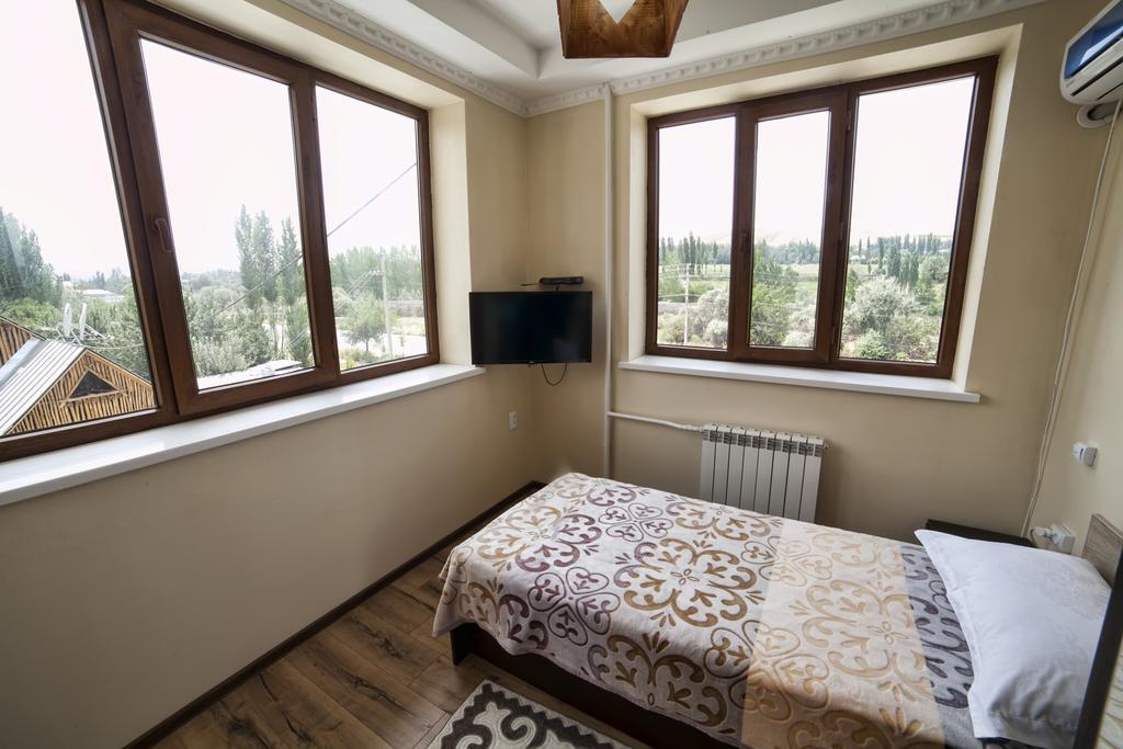 Ethno Boutique Hotel Osh Habitación foto