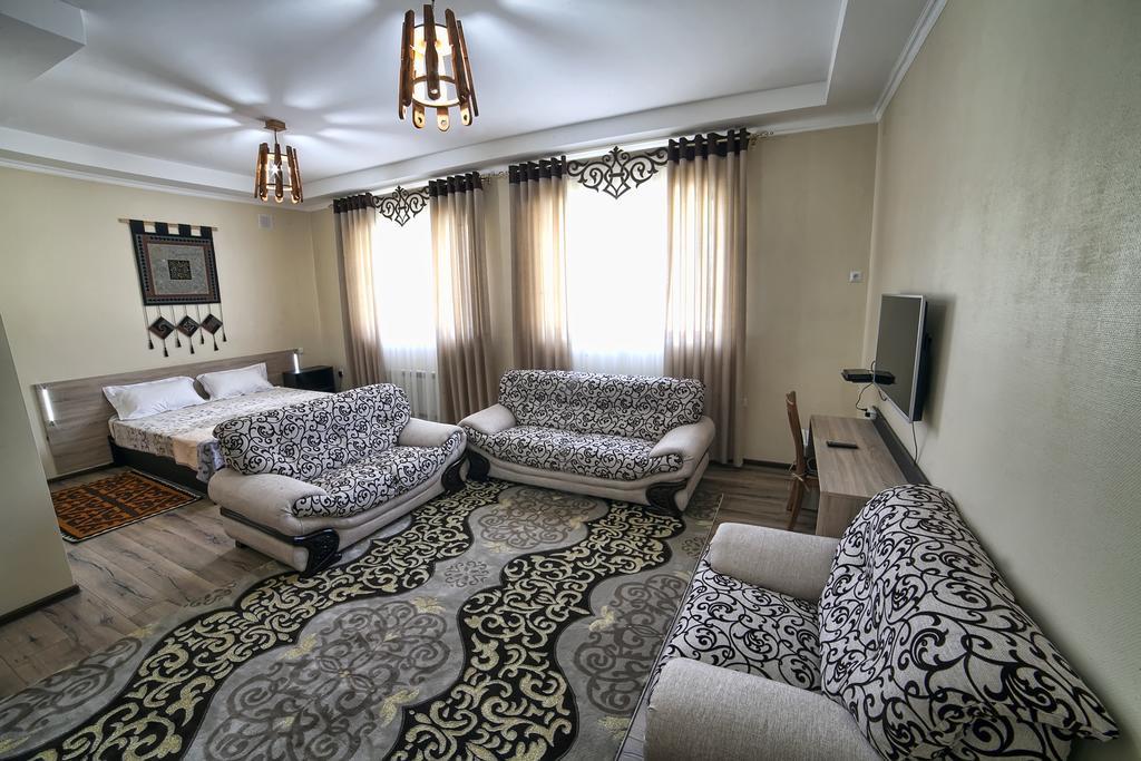 Ethno Boutique Hotel Osh Habitación foto