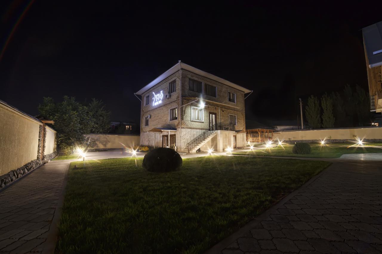 Ethno Boutique Hotel Osh Exterior foto